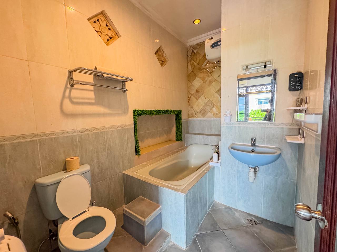 Listing image