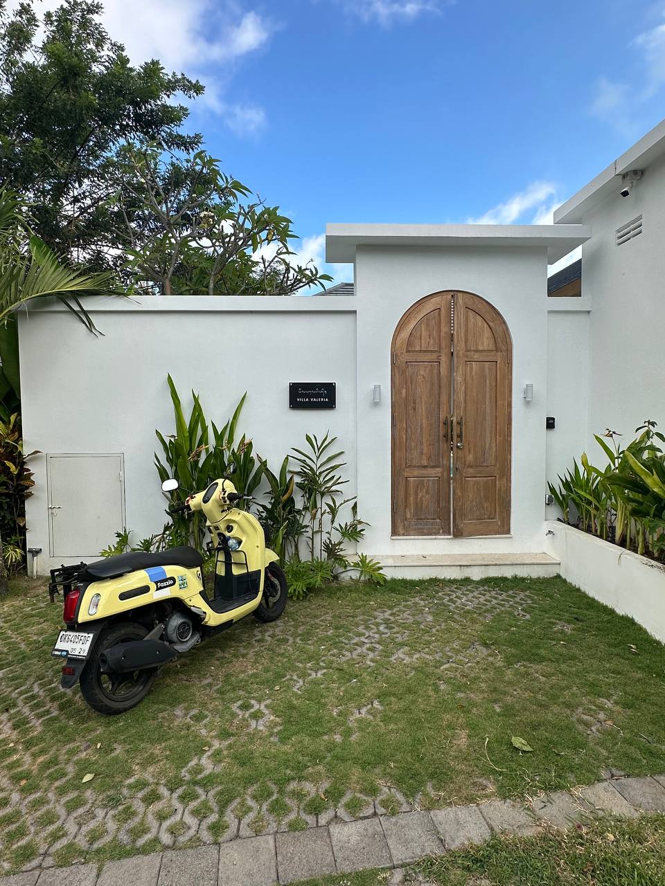 Listing image